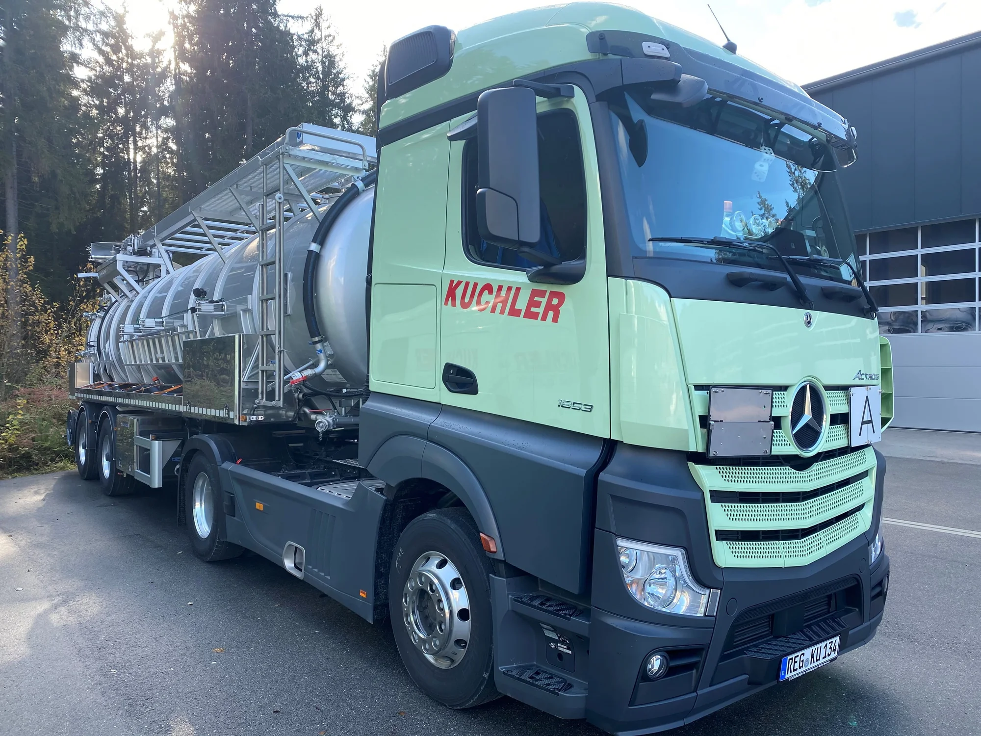 Kanalreinigung in Pfakofen mit moderner Technik